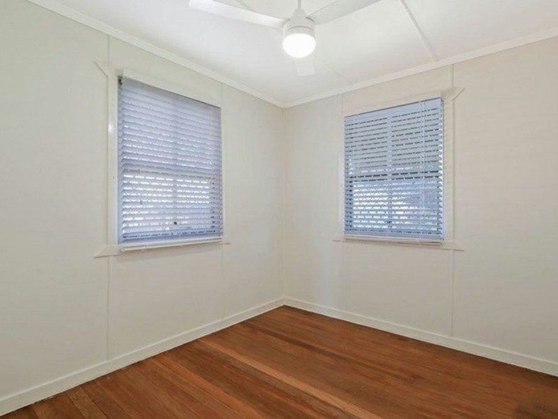 33 Kent Street, Kallangur QLD 4503