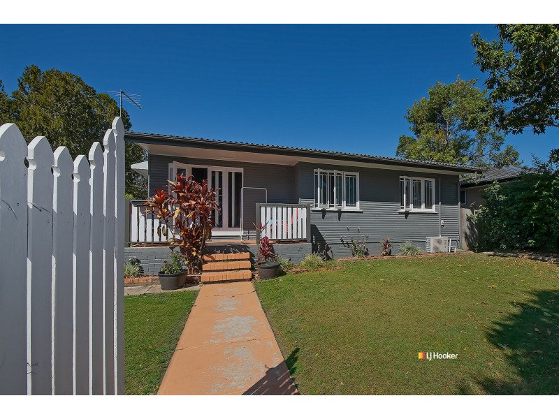 6 Sheehan Street, Kallangur QLD 4503