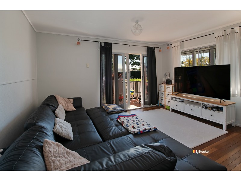 6 Sheehan Street, Kallangur QLD 4503