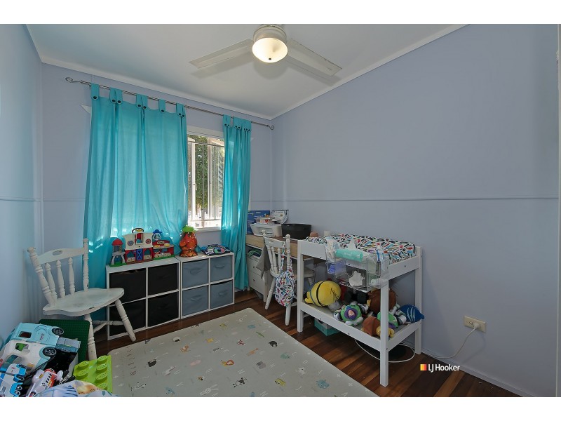 6 Sheehan Street, Kallangur QLD 4503