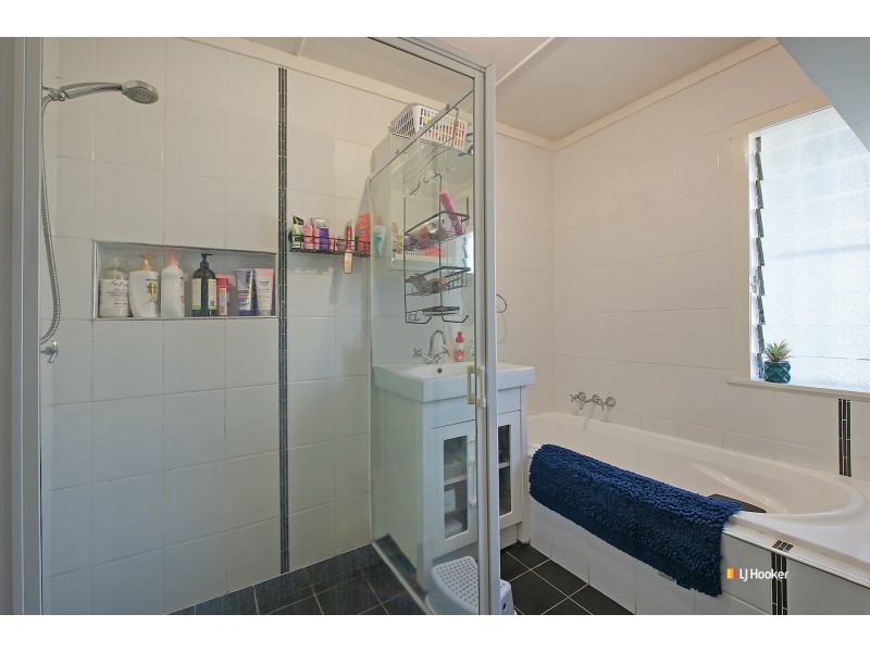 6 Sheehan Street, Kallangur QLD 4503