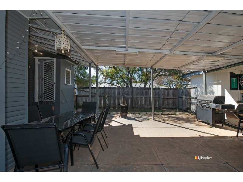 6 Sheehan Street, Kallangur QLD 4503