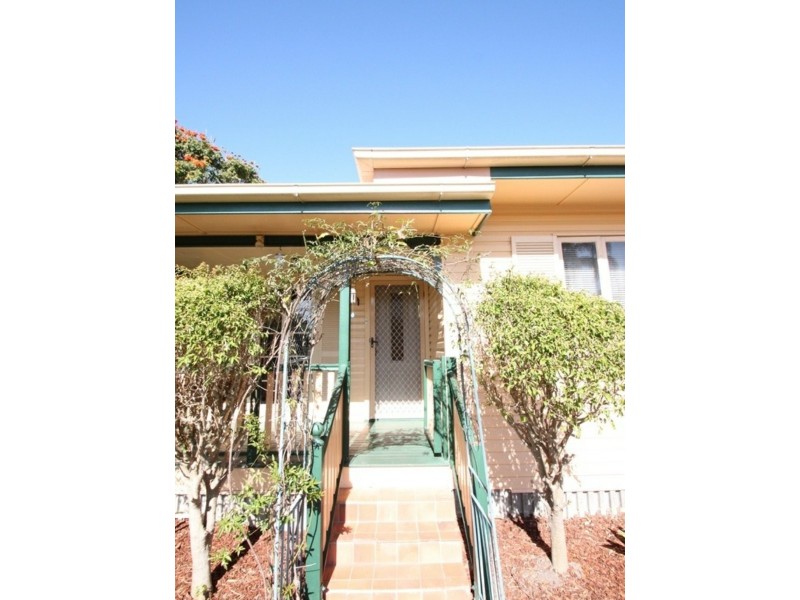 10 Boardman Street, Kallangur QLD 4503