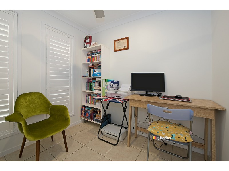 4 Aniseed Crescent, Griffin QLD 4503