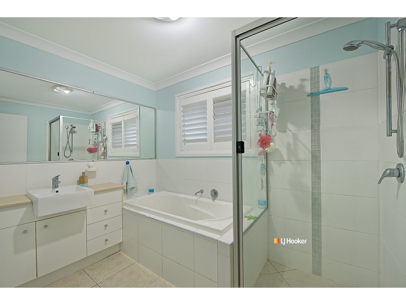 4 Aniseed Crescent, Griffin QLD 4503