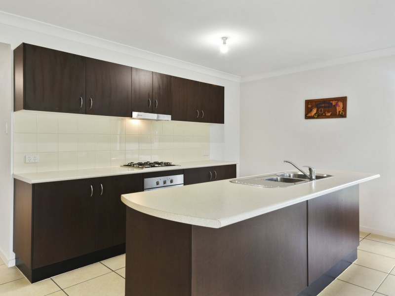 21 Water Street, Kallangur QLD 4503
