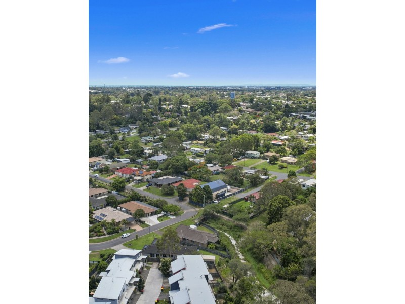 21 Water Street, Kallangur QLD 4503