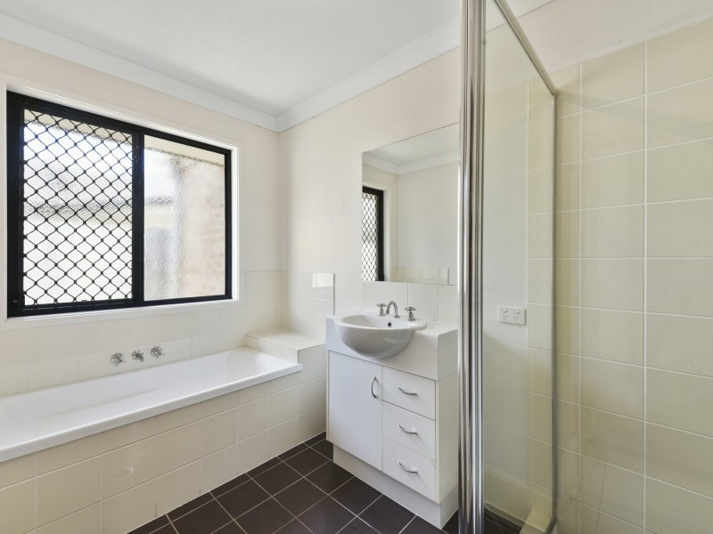 21 Water Street, Kallangur QLD 4503