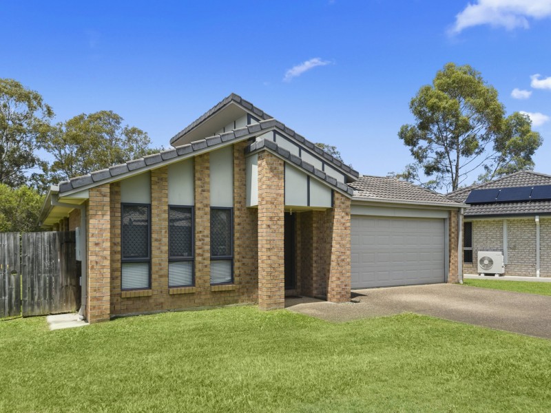 21 Water Street, Kallangur QLD 4503