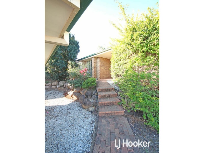 40 Washbrook Crescent, Petrie QLD 4502