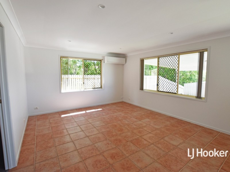 40 Washbrook Crescent, Petrie QLD 4502
