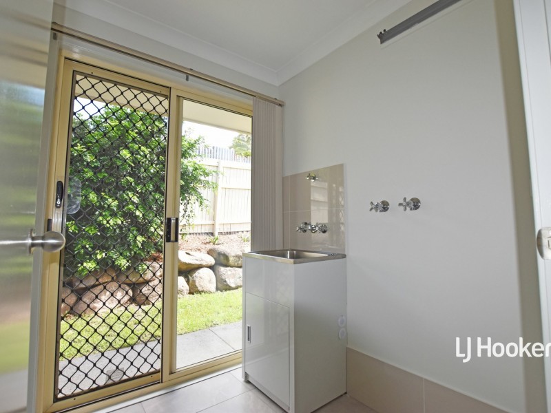 40 Washbrook Crescent, Petrie QLD 4502