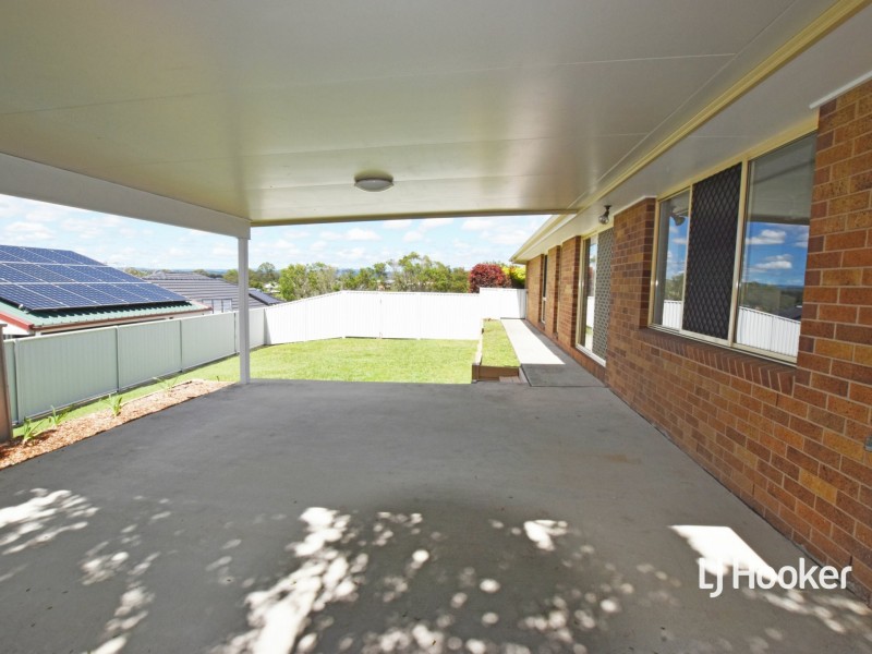40 Washbrook Crescent, Petrie QLD 4502