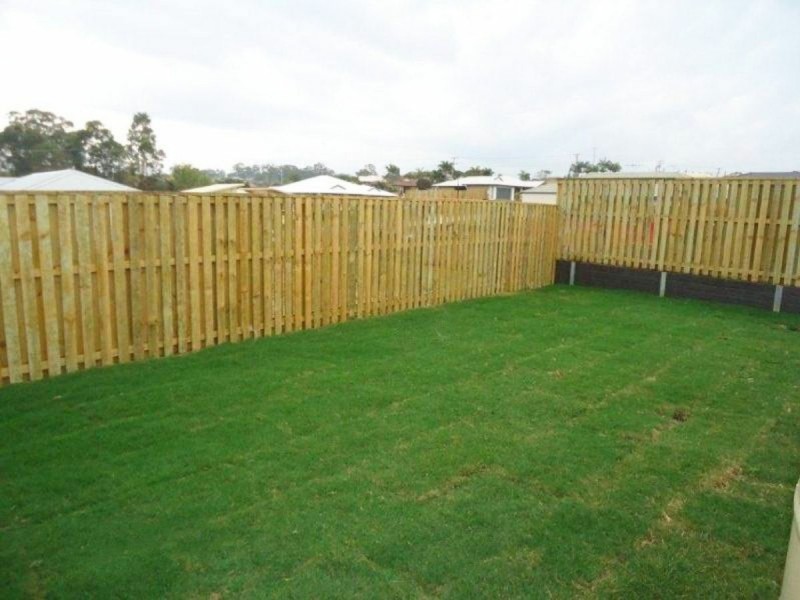 18 Kingfisher Street, Dakabin QLD 4503