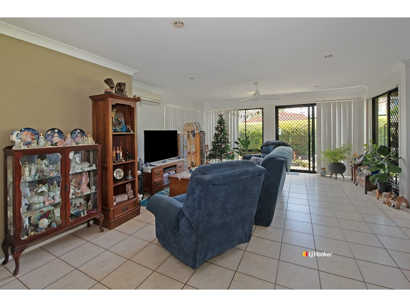 16 Diamond Avenue, Kallangur QLD 4503