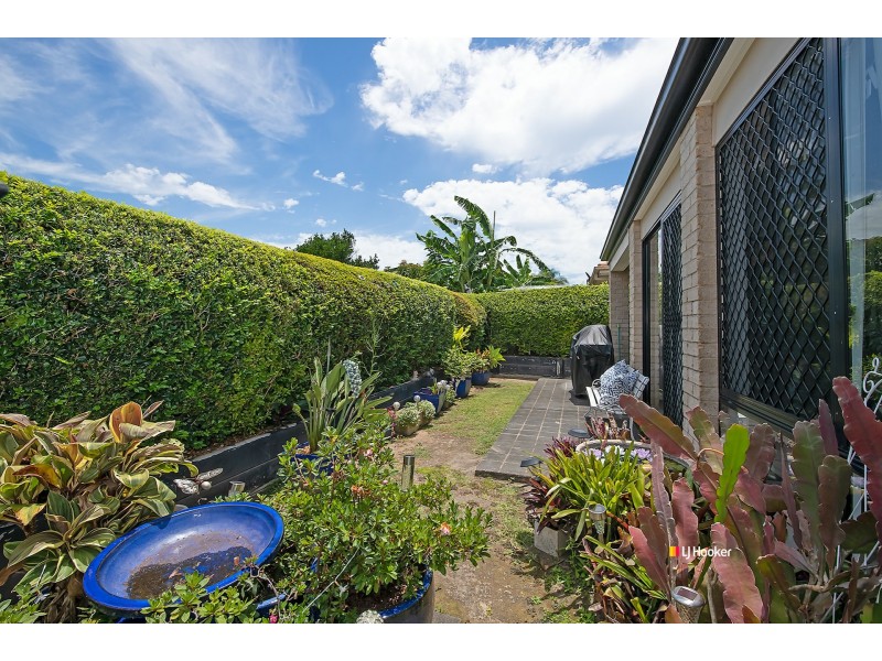16 Diamond Avenue, Kallangur QLD 4503