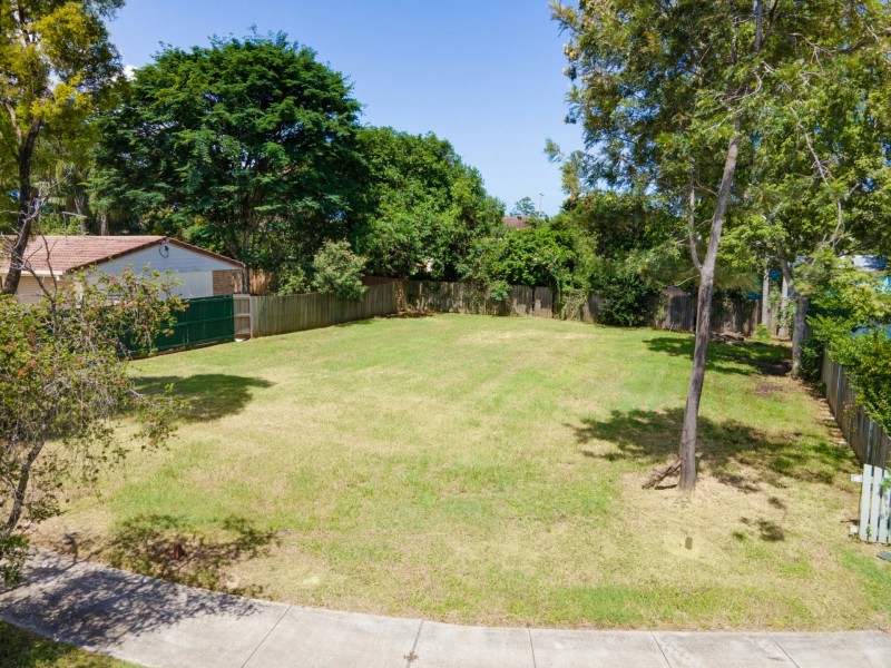 24 Loane Crescent, Lawnton QLD 4501