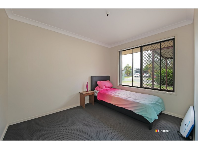1 Arrakune Crescent, Kallangur QLD 4503