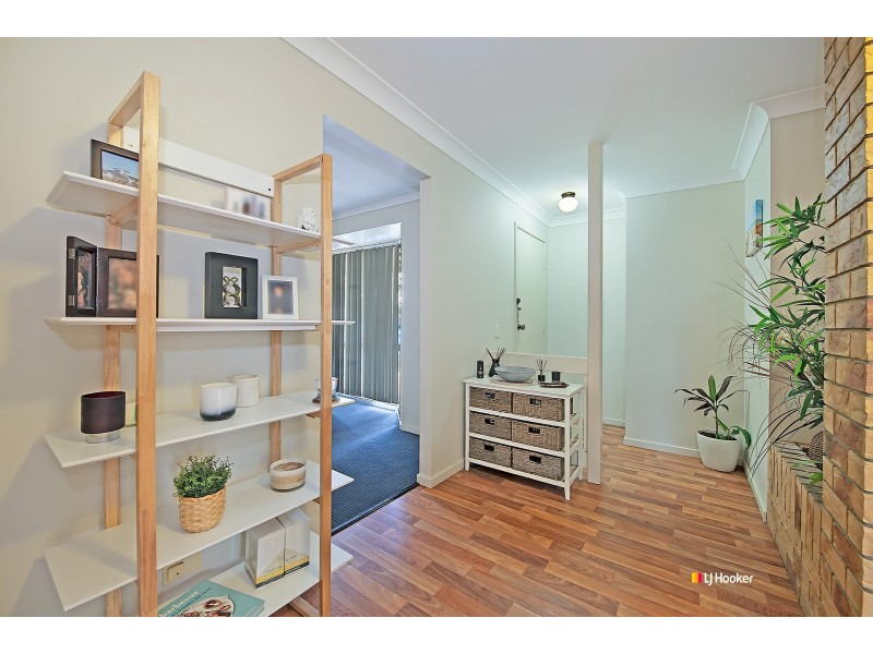 1 Arrakune Crescent, Kallangur QLD 4503