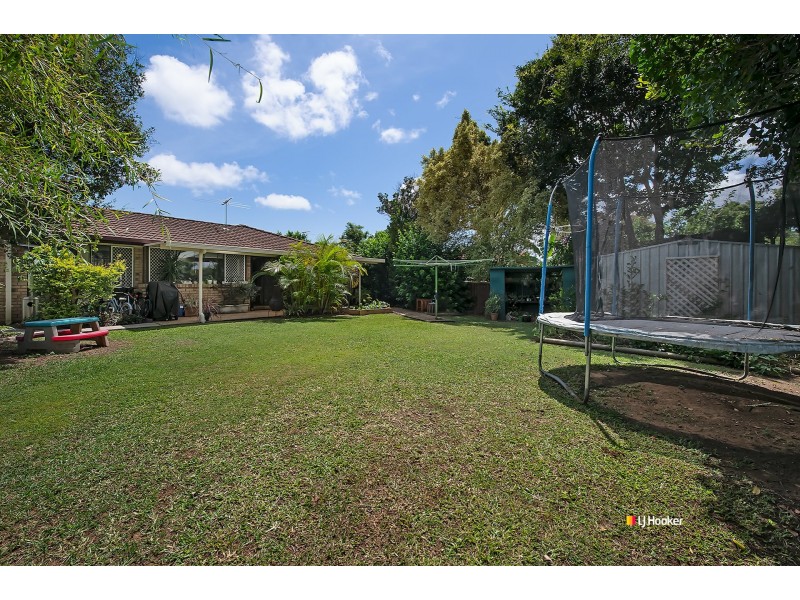 1 Arrakune Crescent, Kallangur QLD 4503