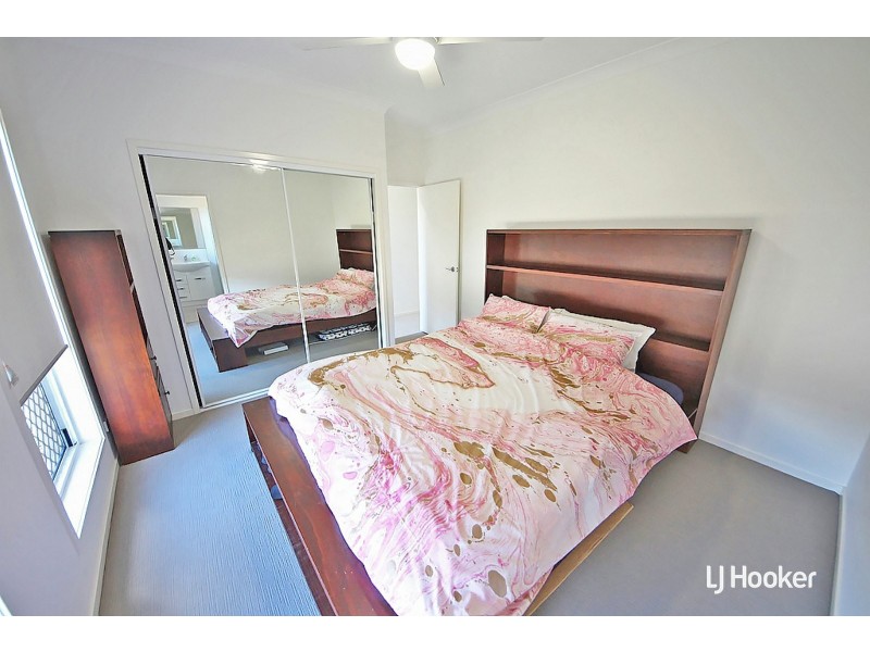 11 Shearer Crescent, Kallangur QLD 4503