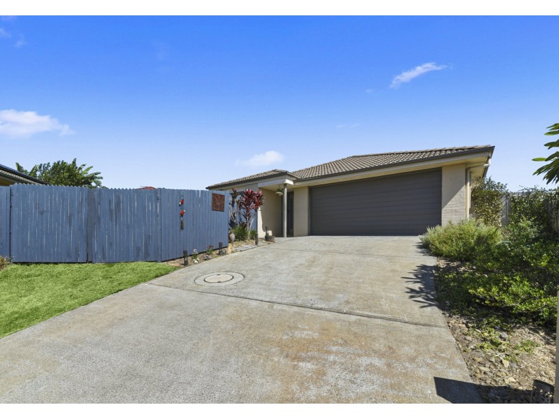 5 Regal Place, Kallangur QLD 4503