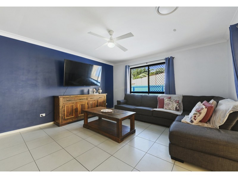 5 Regal Place, Kallangur QLD 4503