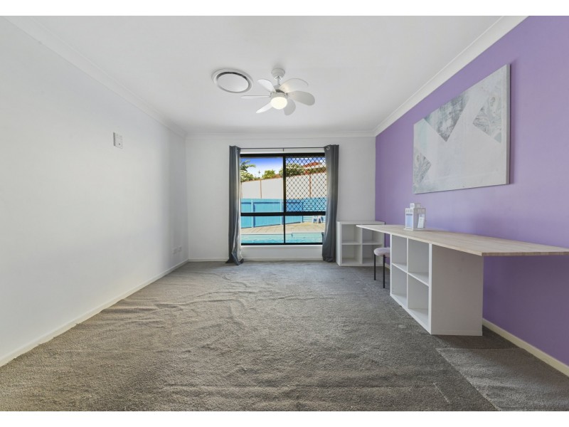 5 Regal Place, Kallangur QLD 4503