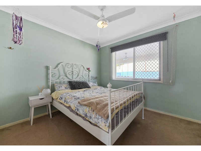 5 Regal Place, Kallangur QLD 4503