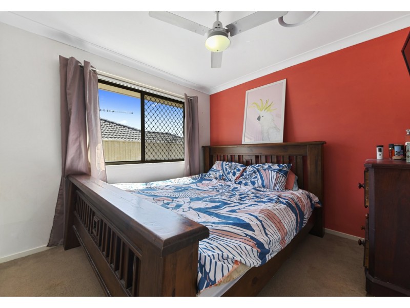 5 Regal Place, Kallangur QLD 4503