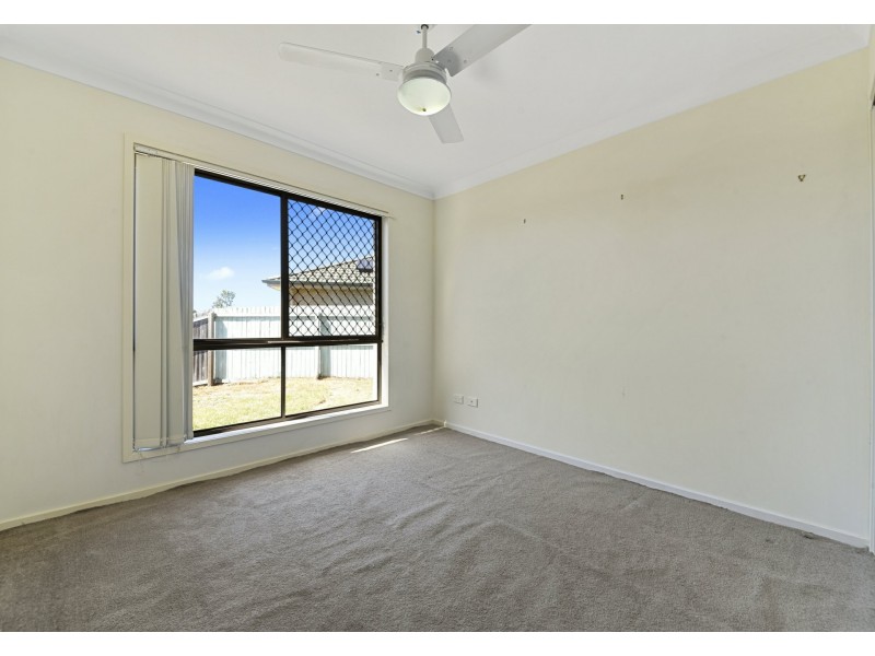 5 Regal Place, Kallangur QLD 4503