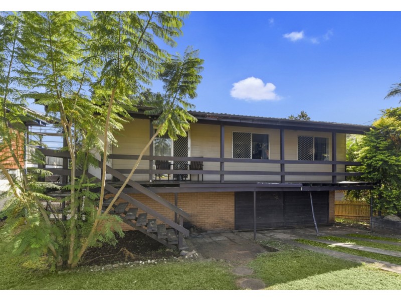 8 Viney Avenue, Kallangur QLD 4503