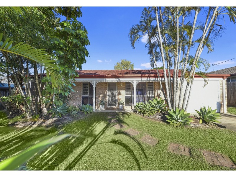 92 Allison Drive, Kallangur QLD 4503