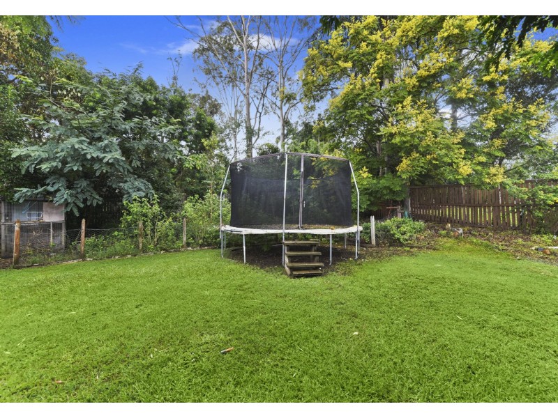 12 Leis Road, Kallangur QLD 4503