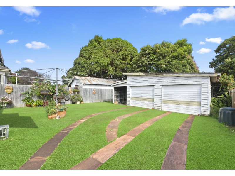 75 Victoria Avenue, Woody Point QLD 4019