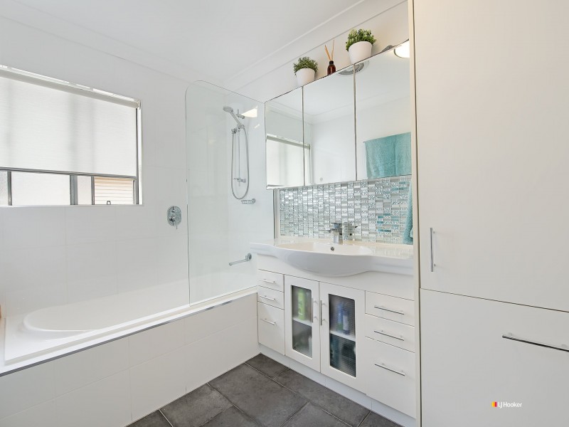 62 Somerset Street, Kallangur QLD 4503