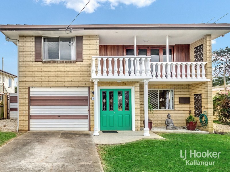 33 Andrew Street, Kallangur QLD 4503
