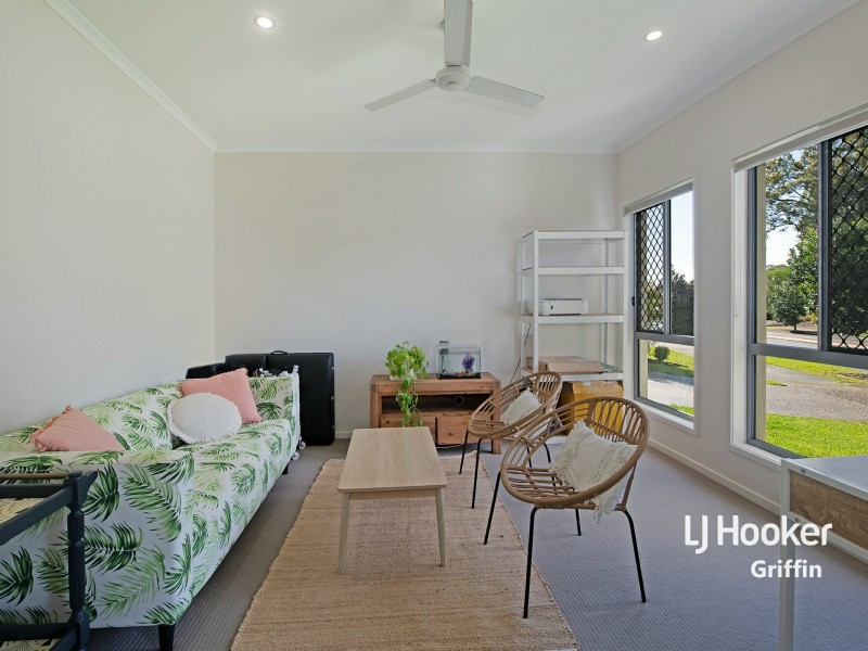 22 Shoreview Boulevard, Griffin QLD 4503