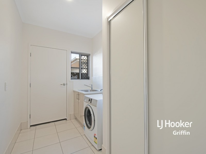 22 Shoreview Boulevard, Griffin QLD 4503