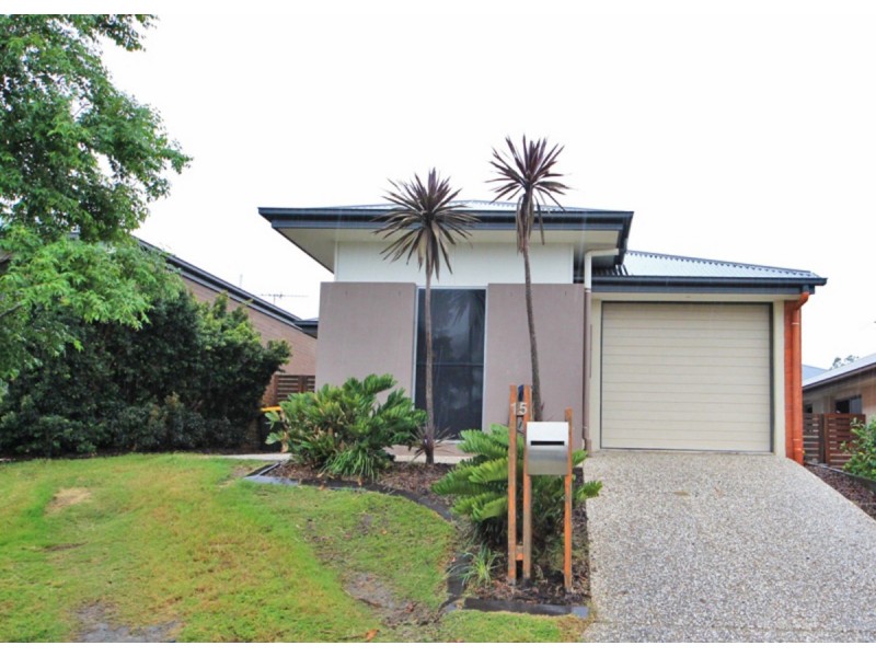 15 Jowarra Street, Kallangur QLD 4503