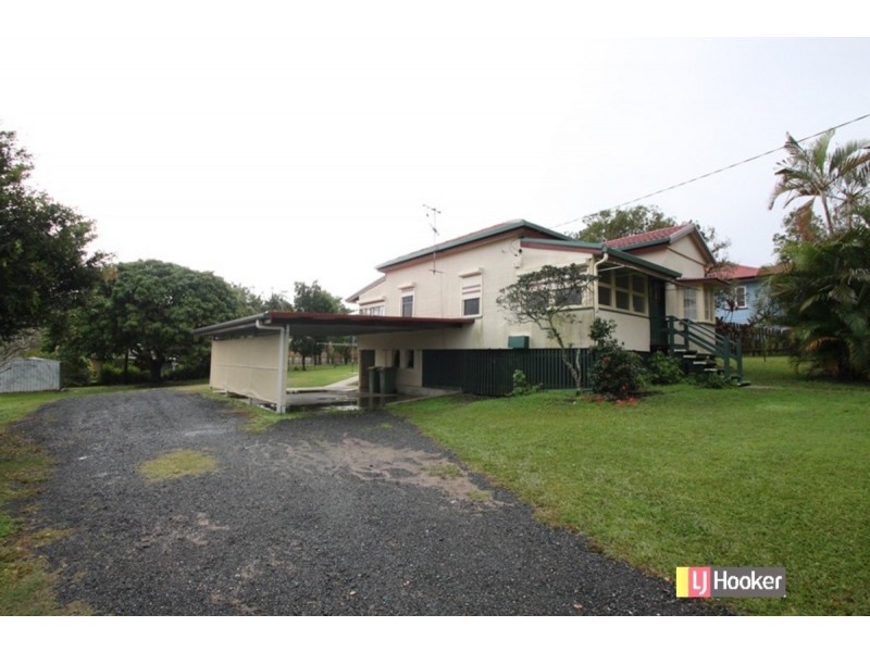 13 Reid Street, Petrie QLD 4502