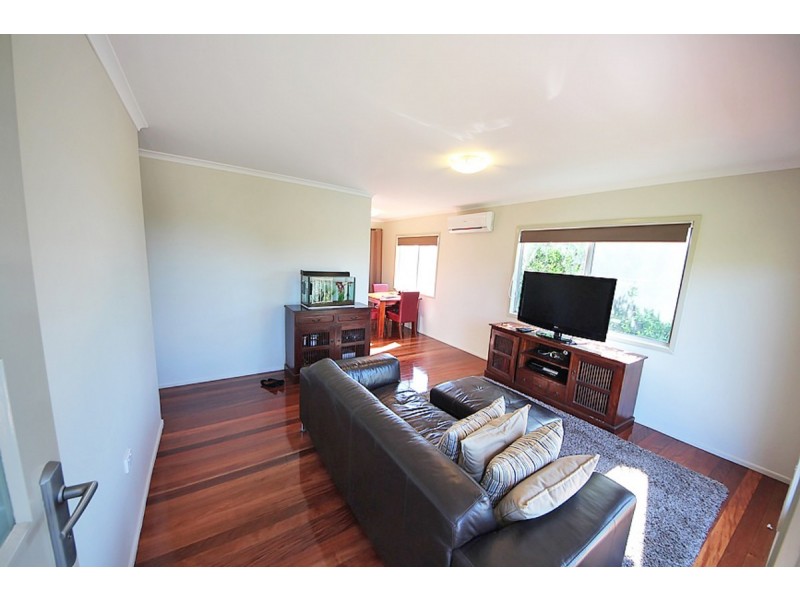 25 Sheehan Street, Kallangur QLD 4503