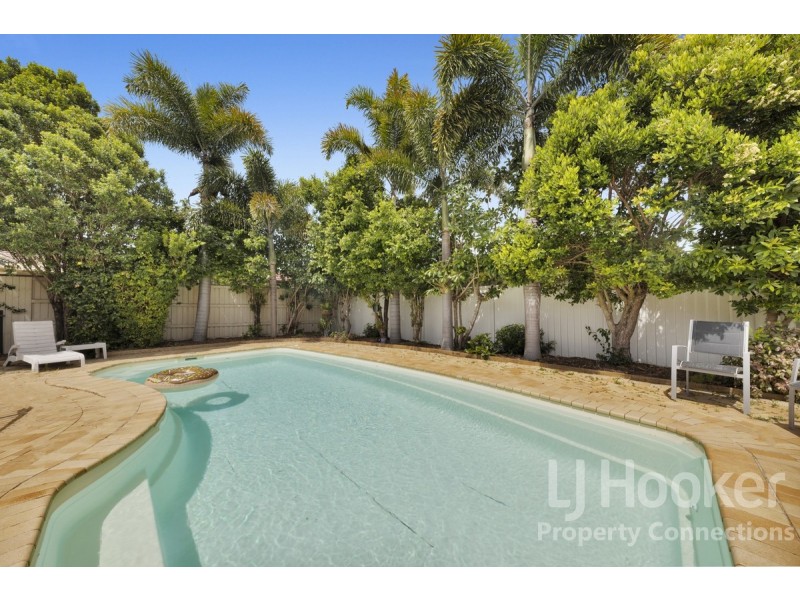 15 Ming Dynasty Court, Dakabin QLD 4503
