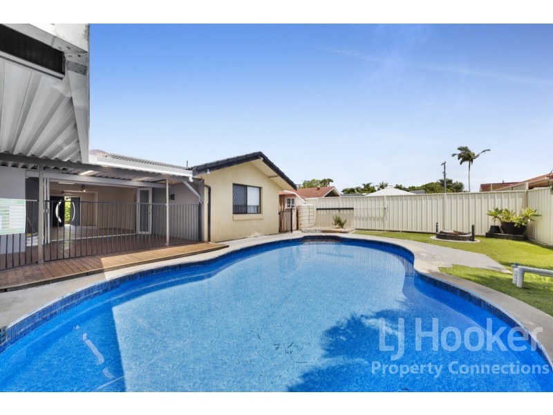 100 Griffith Road, Scarborough QLD 4020