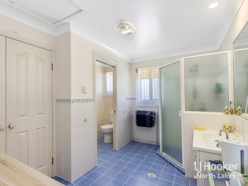 24 Southerden Drive, North Lakes QLD 4509