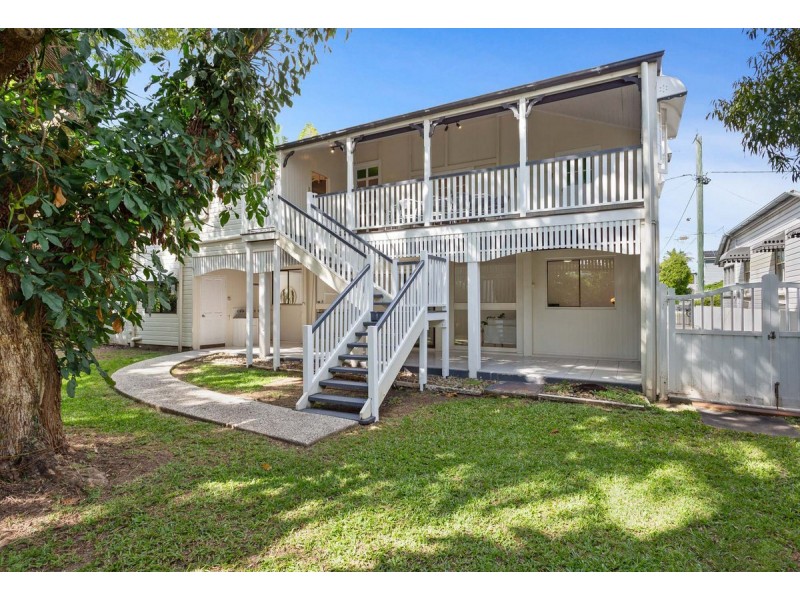 46 Cotton Street, Shorncliffe QLD 4017