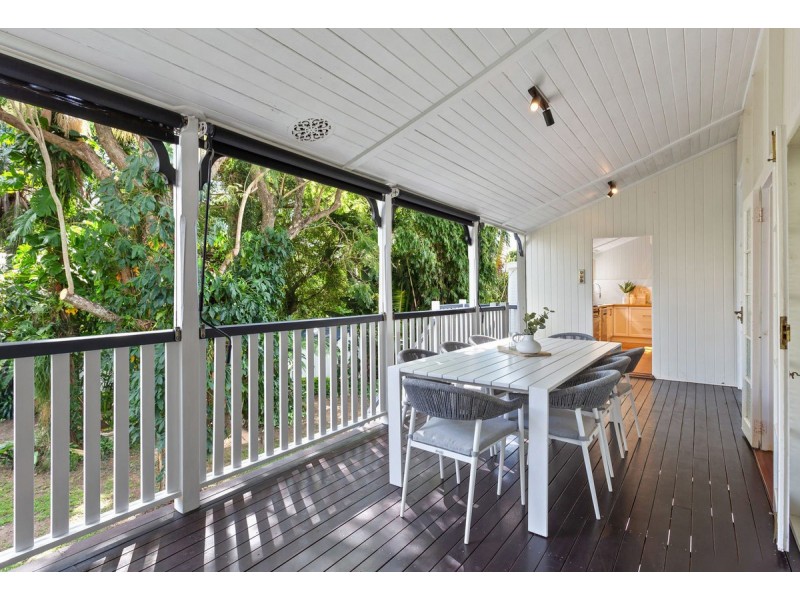 46 Cotton Street, Shorncliffe QLD 4017