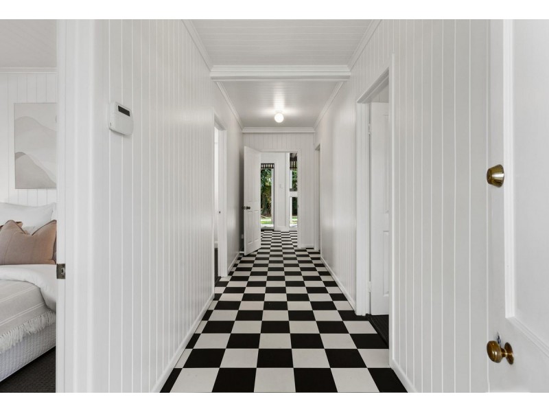 46 Cotton Street, Shorncliffe QLD 4017