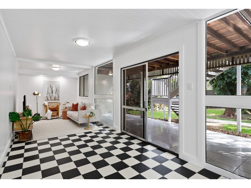 46 Cotton Street, Shorncliffe QLD 4017