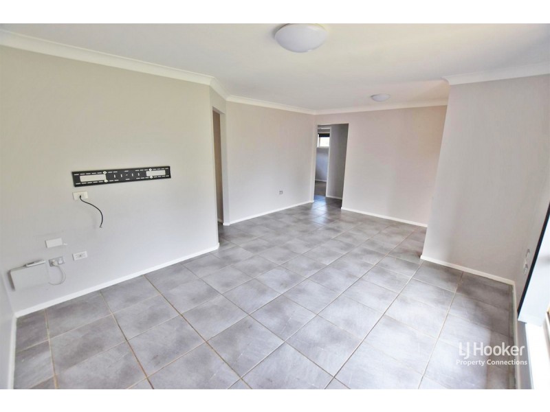 12 Wyena Street, Kallangur QLD 4503